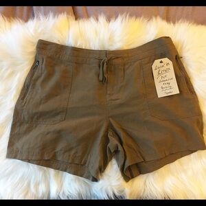 SUPPLIES Brown Shorts Size 14w